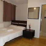 Vallance Road House