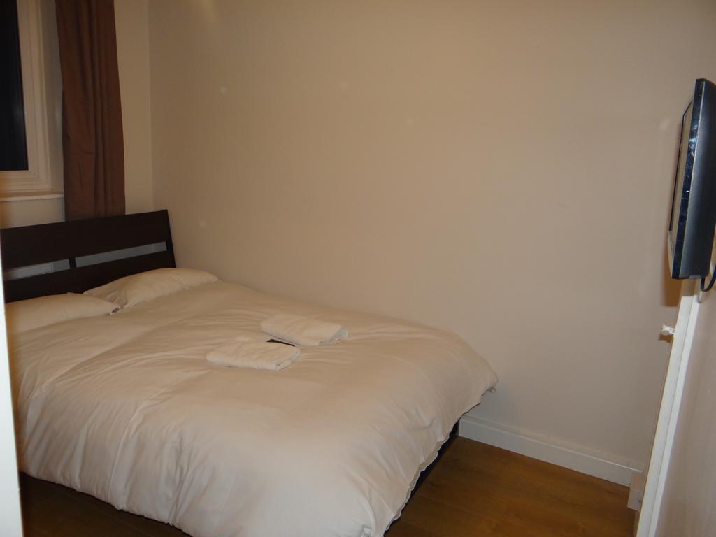 Pensión Vallance Road House 2*